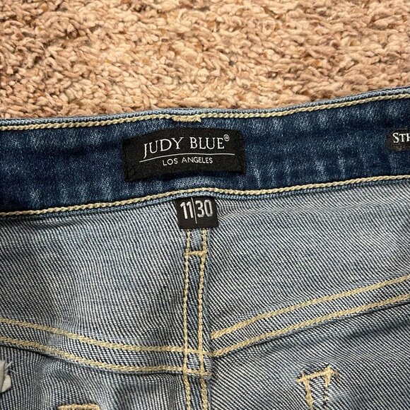 Judy Blue Straight Fit Distressed Denim Jean Pant, Size 11/30 - Picture 4 of 5